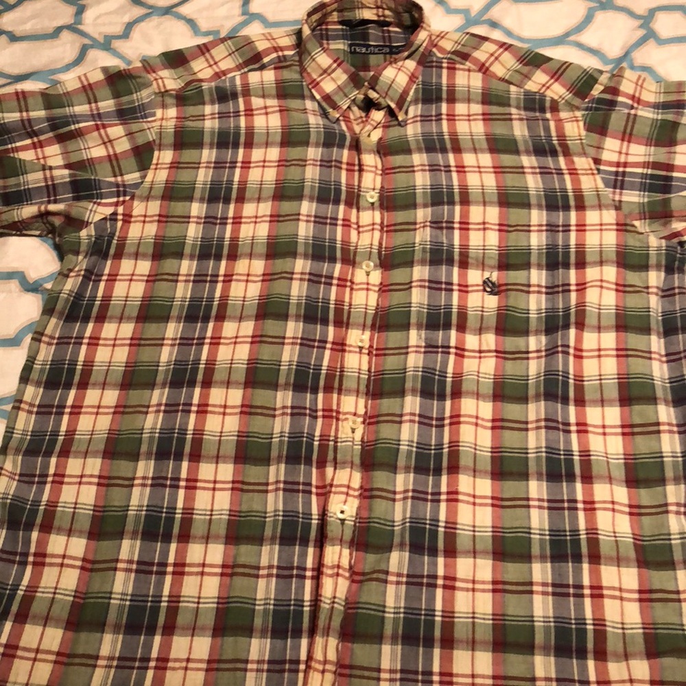 Nautica XL button up dressed pattern shirt